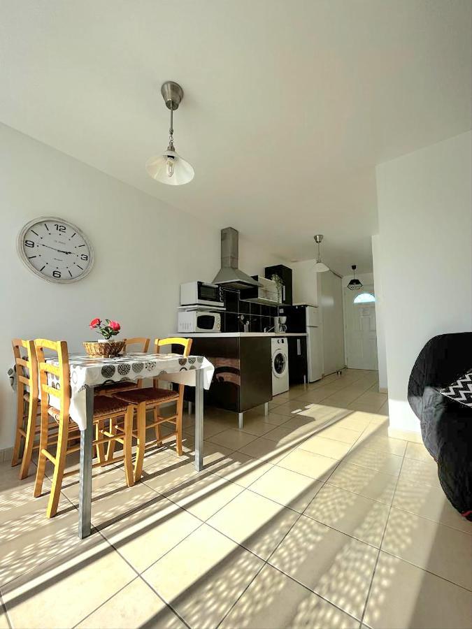 Logement Thermale Et De Tourisme Les Acacias 2 Jonzac Exterior foto